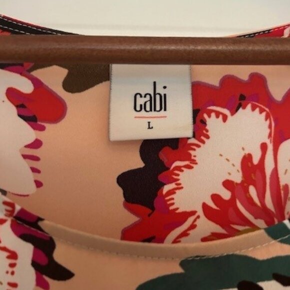 CAbi Hibiscus Blouse - Picture 2 of 3